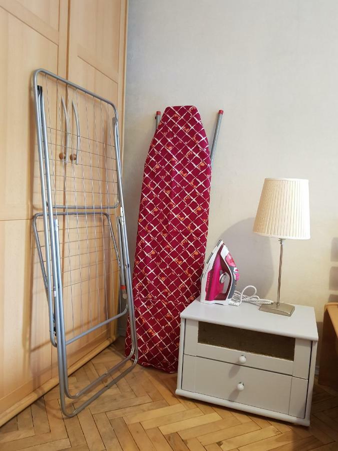 Sunflower Apartment Near Kiev Airport & Railway Station & Center City! Екстер'єр фото